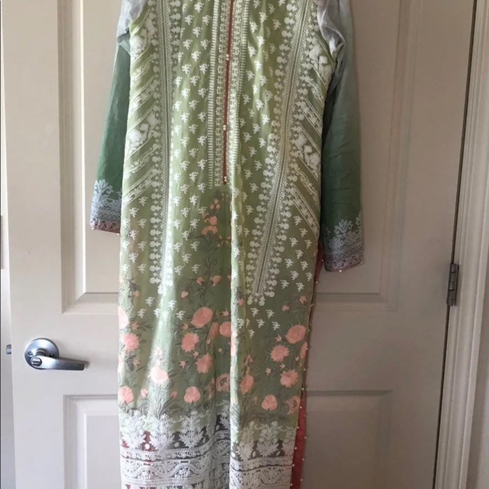 ❌❌SOLD❌❌ - Picture 2 of 4